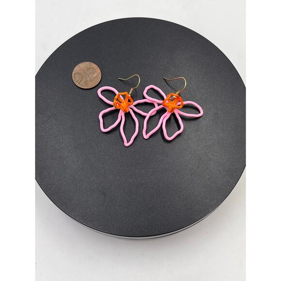 Mignonne Gavigan Bridget Bright Pink Orange Enamel Flower Dangle Earrings - Picture 6 of 8
